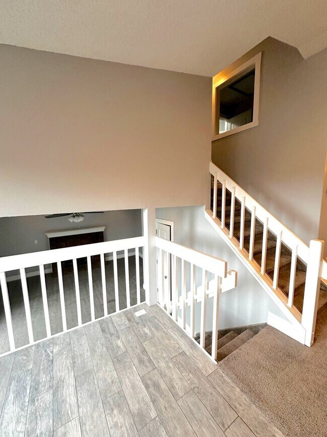 Photo - Beautiful Home on Amethyst for Rent