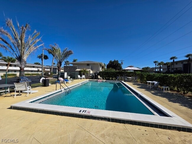 Building Photo - 335 Joel Blvd Unit 129