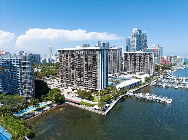 Building Photo - 1925 Brickell Ave Unit D610 Rental