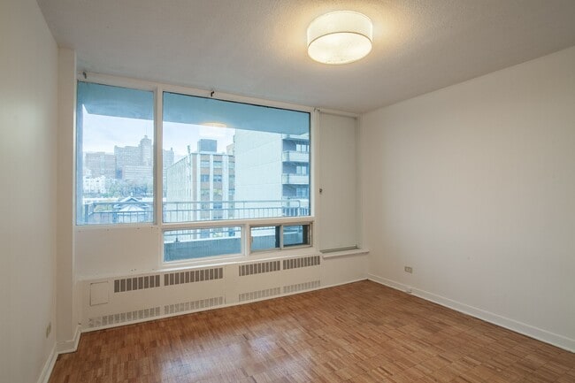 Photo - 1975 Maisonneuve Blvd W Unité 2205