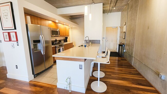 Photo - Incredible Top-Floor 1BR with Skyline View...