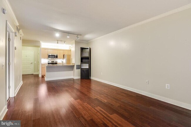 Photo - 616 E St NW Unit 601