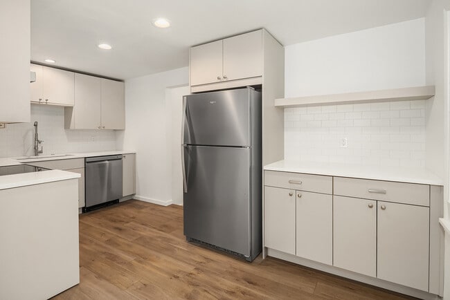 Photo - 4732 45th Ave S