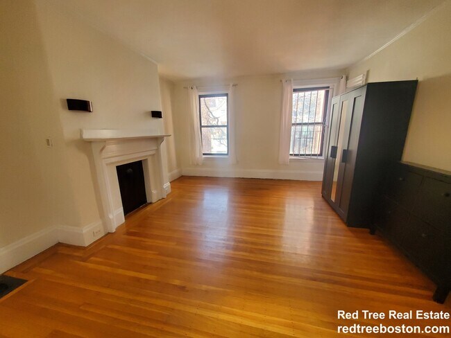 429 Marlborough St Unit 3B