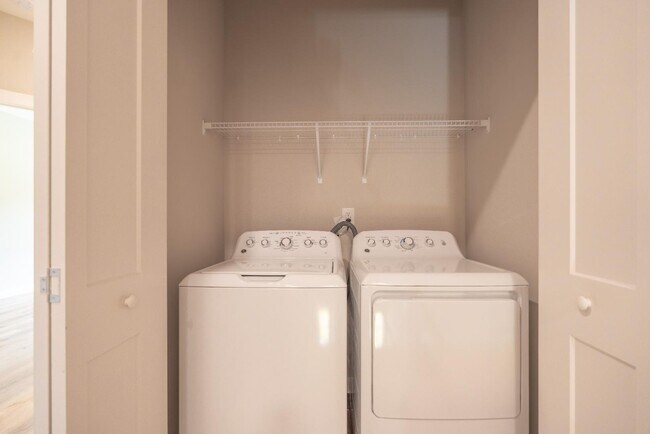 Photo - 124 Woodland Dr