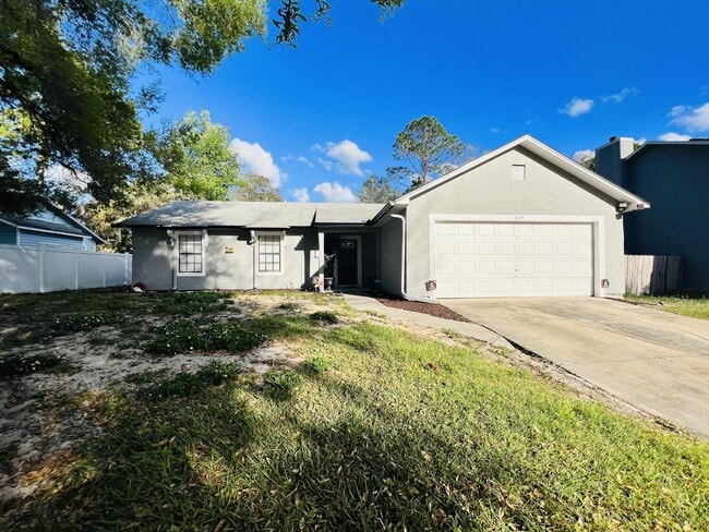 Photo - 612 Sherwood Oaks Cir