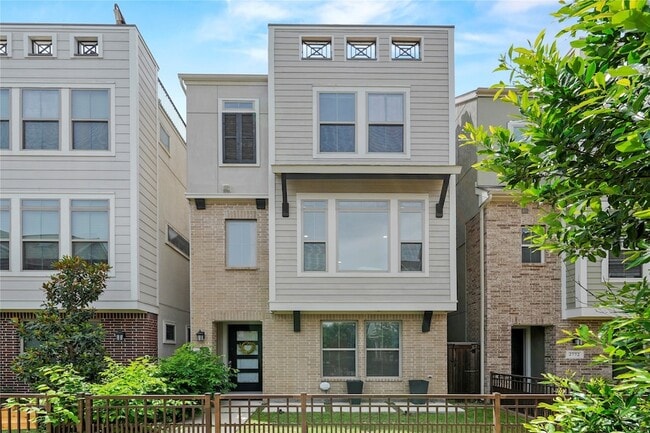 Photo - 2762 Yellow Jasmine Ln Townhome