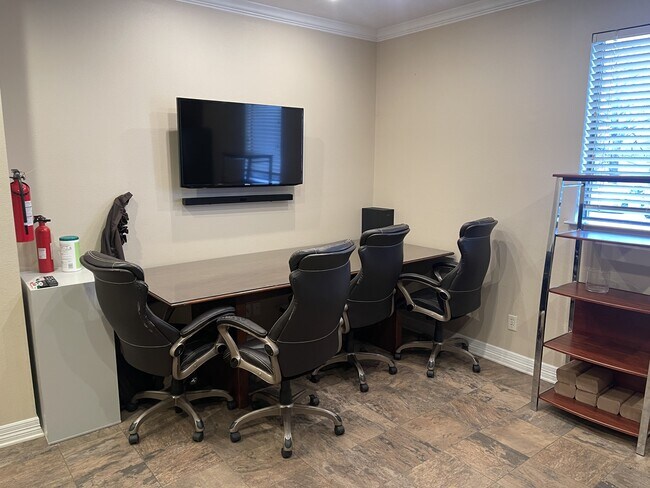 Photo - 479 Quitman St Unit 100