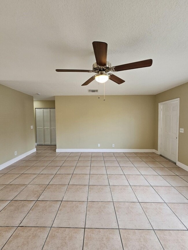 Photo - 4795 Orleans Ct