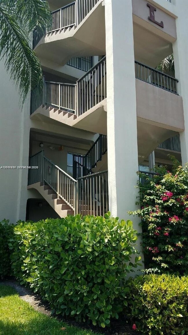 Photo - 550 SW 137th Ave Unit 101L