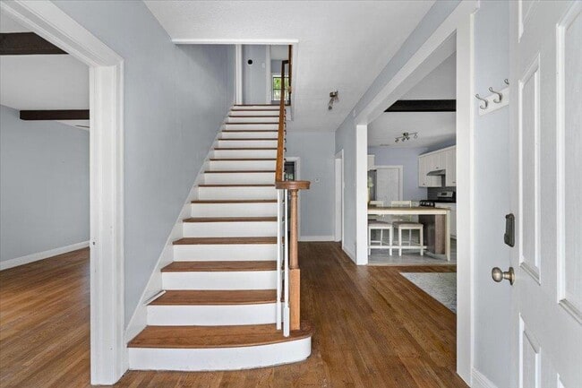 Photo - 10302 Aspen St