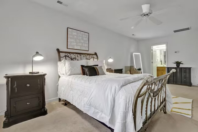 Photo - 4525 Sagewood Ln