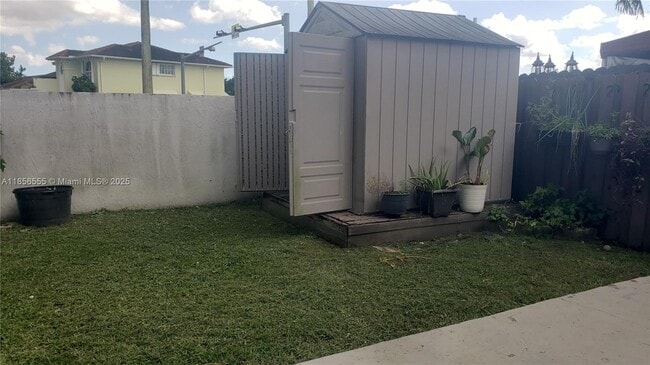 Photo - 15564 SW 63rd Ter