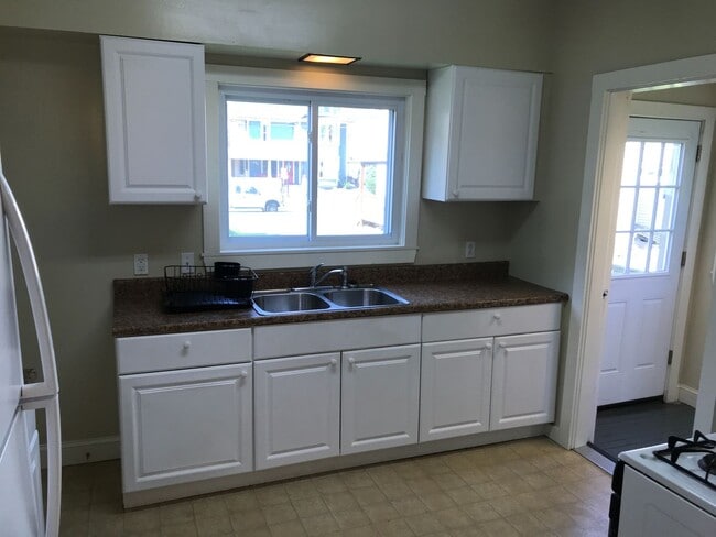 Photo - 3 Bed 1.5 Bath Single Family Home for Rent in Butler, PA