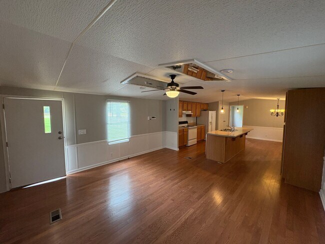 Photo - For Rent