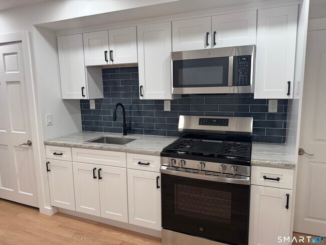 Photo - 263 Hawley Ave Unit 3rd Floor
