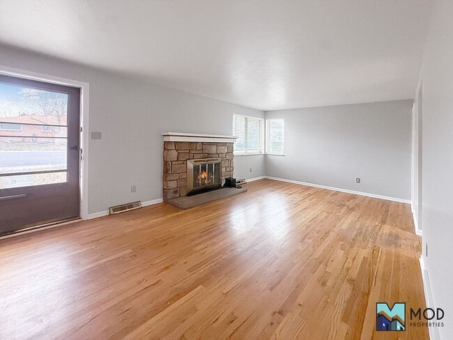 Photo - $0 DEPOSIT OPTION. CHARMING BRICK RANCH WITH FINISHED BASEMENT ON LARGE CORNER LOT NEAR DOWNTOWN ...