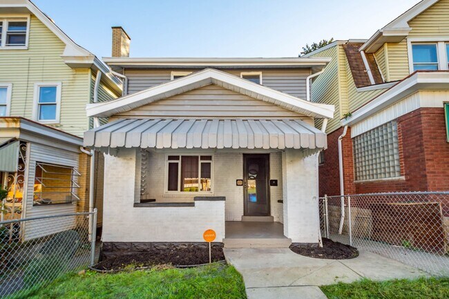 Photo - Stunning 3 bedroom home in Bon Air available September 1!