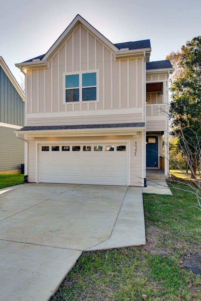 Photo - 515 Westboro Dr