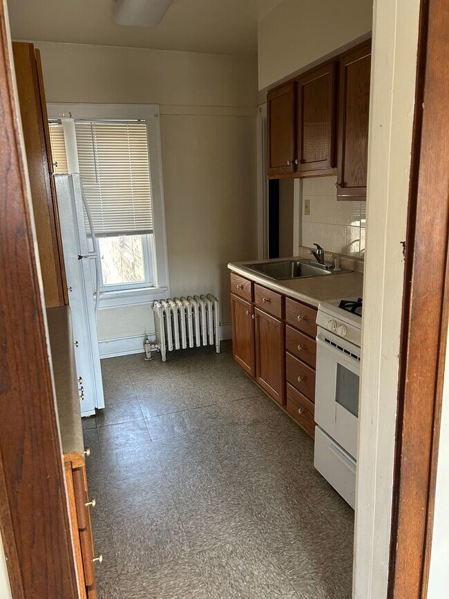 Photo - Spacious Urban Living | Charming 1-Bedroom Near Downtown Unidad Apt 16