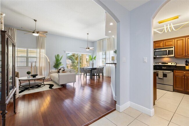 Photo - 141 175th Ave E