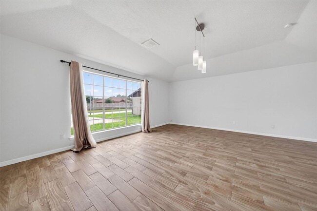 Photo - 17002 Dew Drop Ln