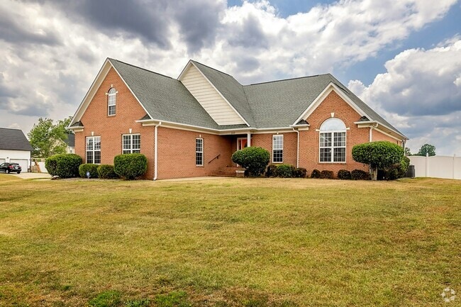 Building Photo - 523 Murray Fork Dr Rental