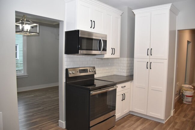 Photo - Fully Updated 3 Bedroom 2 Bath Tacoma 2 Story