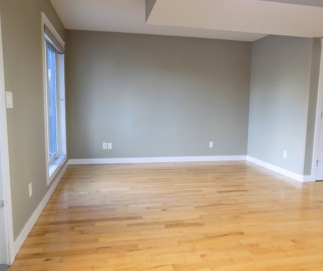 Photo - 10305-10107 AvenueBlock A - 201 Unit 201 - O