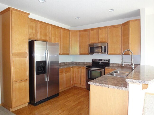 Photo - 11846 Emery Village Dr N