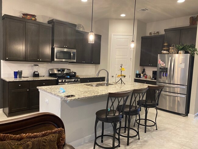 2017 Palmera Ridge Blvd Unidad Lakewood Villa