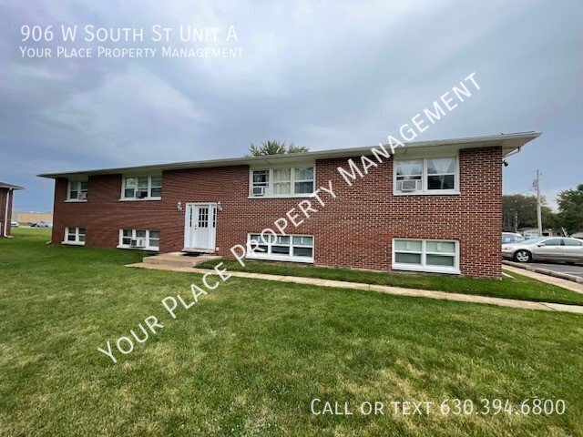 Building Photo - 906 W South St Unit A