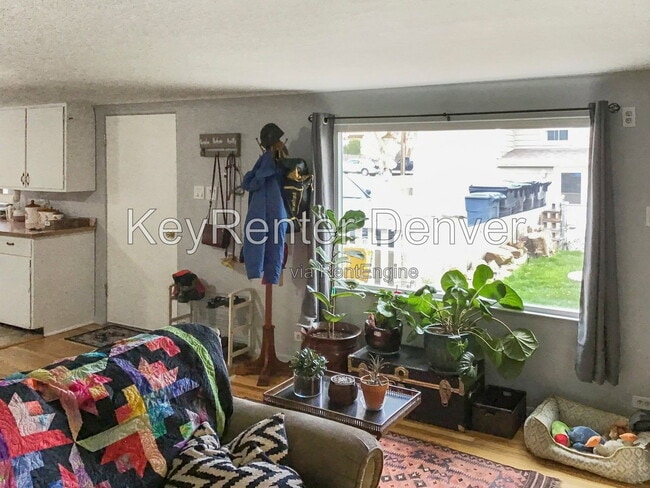 Photo - 812 5th St Unit C