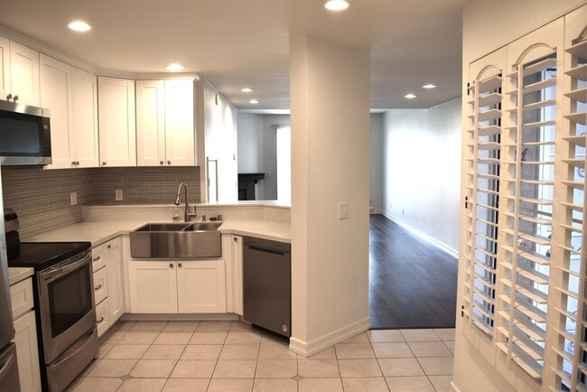 Photo - 3 Bedroom 2.5 Bath Townhome in the Knolls- El Cajon