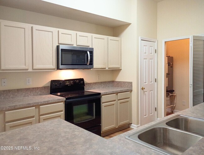 Photo - 6106 Maggies Cir Unit 106