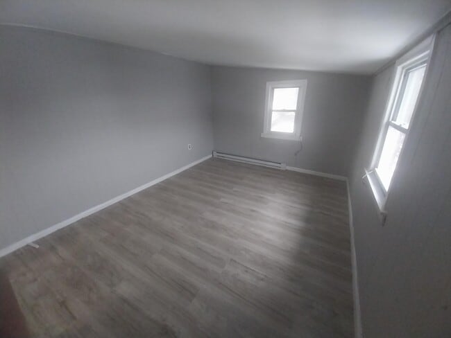 Photo - 115 King St Unit Upper