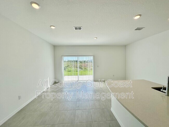 Photo - 11906 Glenside Ter