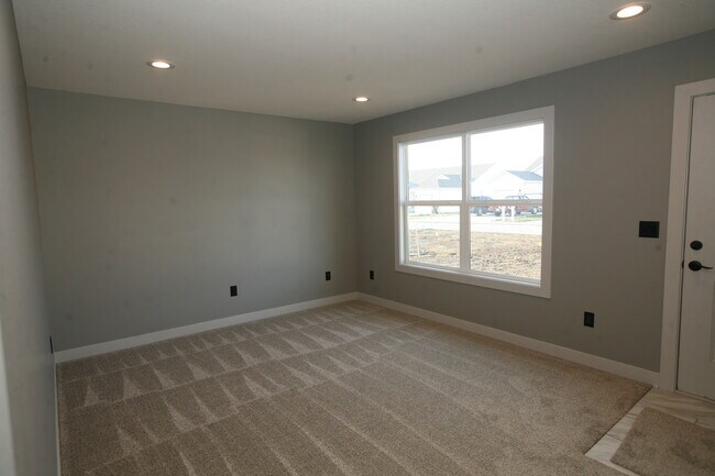 Photo - 2 bed 1 bath Duplex-Savannah Schools!