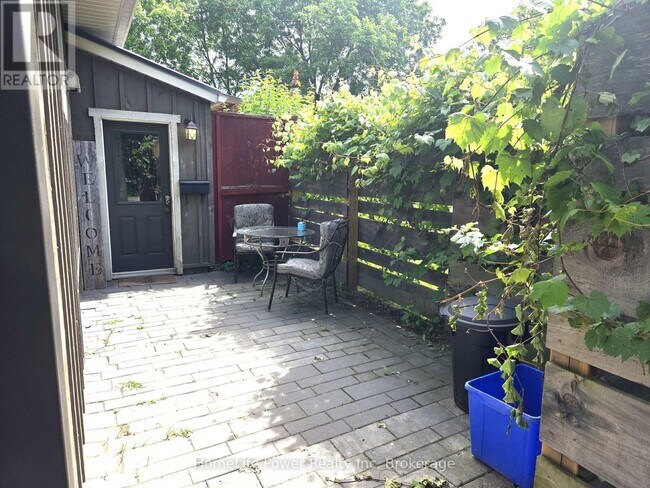 Photo - 0077 Farnham Rd