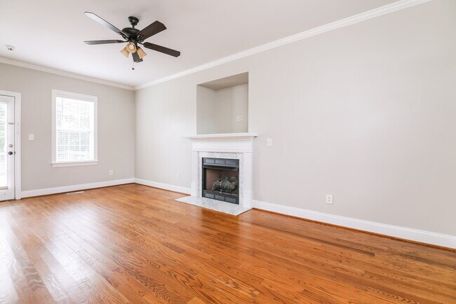 163 Lars Ln