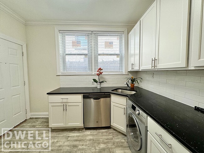 Photo - 1132 Maple Ave Unit #2 - 3 Bed
