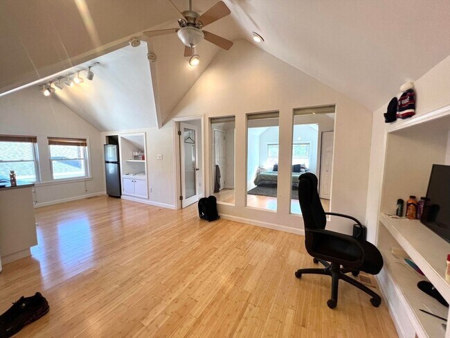 Photo - 41 Woodward Ave Unidad 2