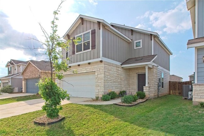 Photo - 200 Sandhill Crain St House