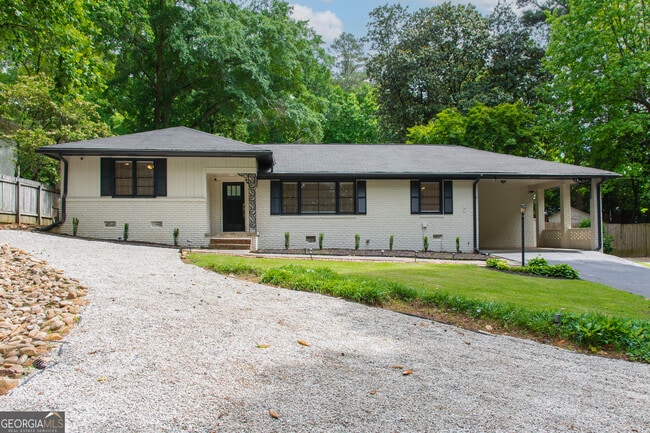 Building Photo - 4090 Land O Lakes Dr NE