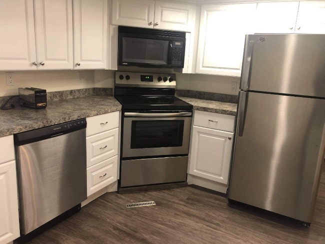 Photo - 1673 Northfield Rd Unit 1673 Northfield Rd Cedar