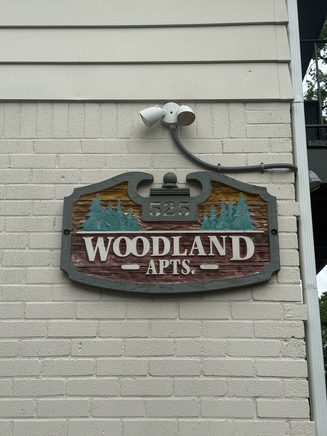 Photo - 525 E Woodland St Unit Apt. D