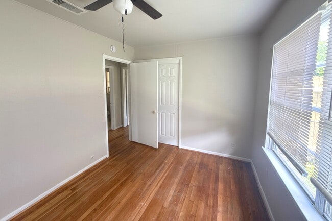 Photo - 1113 Aberdeen Rd