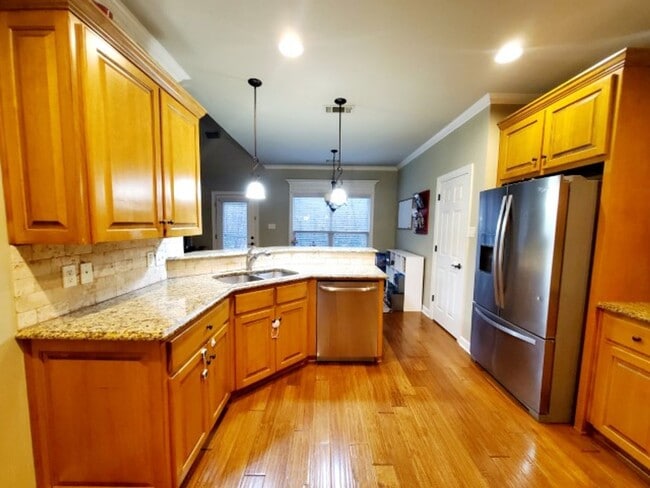263 Lake Valley Dr
