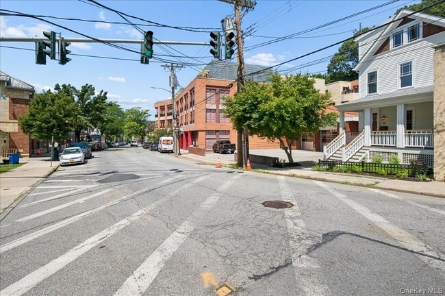 Photo - 51 Main St