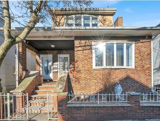 Building Photo - 6517 Durham Ave